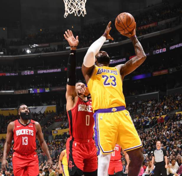  森林狼双塔合砍恐怖数据输球  